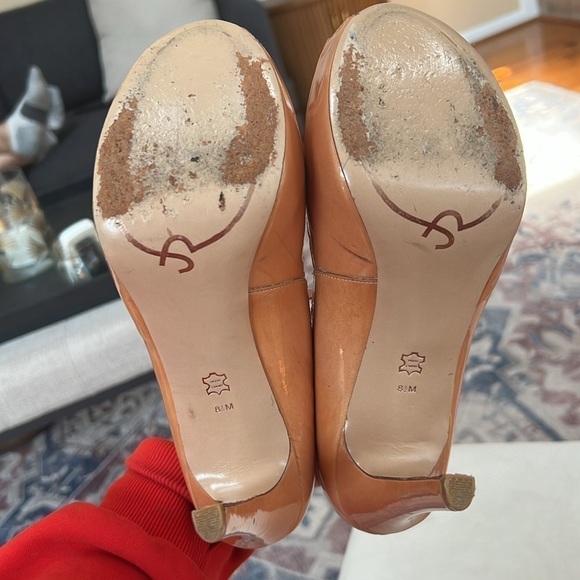 Joan & David Woman's Pink Patent Cicilee Scalloped Ribbon Tie Mary Jane Pump - Picture 8 of 10